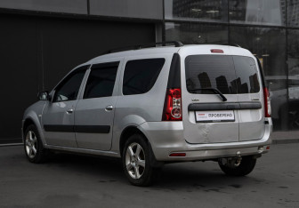 Подержанный автомобиль LADA (ВАЗ) Largus Wagon 2013 года (7 фото)