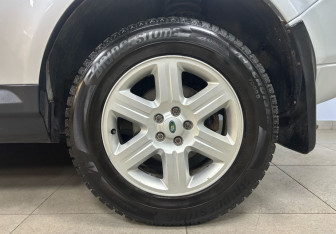 Подержанный автомобиль Land Rover Freelander 2008 года (9 фото)