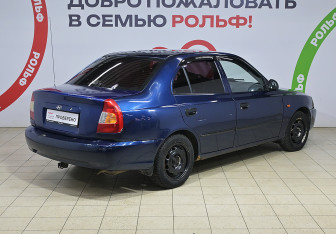 Подержанный автомобиль Hyundai Accent Sedan 2009 года (4 фото)