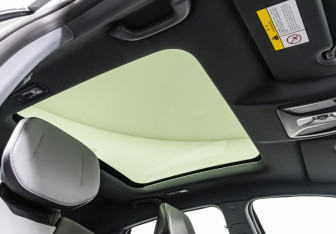 Подержанный автомобиль Changan UNI-V 2023 года (23 фото)