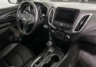 Подержанный автомобиль Chevrolet Equinox 2019 года (9 фото)