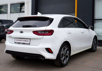 Подержанный автомобиль Kia Ceed Hatchback 2018 года (5 фото)
