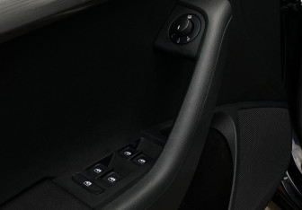 Подержанный автомобиль Skoda Octavia Liftback 2019 года (17 фото)