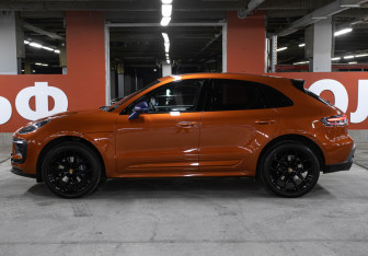 Подержанный автомобиль Porsche Macan 2021 года (8 фото)