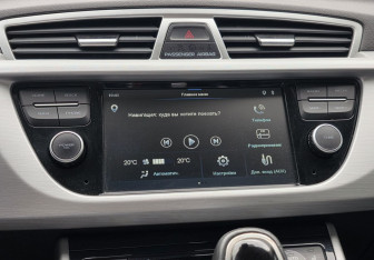 Подержанный автомобиль Geely Atlas 2018 года (13 фото)