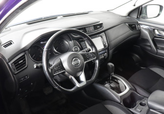 Подержанный автомобиль Nissan Qashqai 2020 года (9 фото)