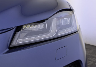 Подержанный автомобиль Jaguar F-Pace 2021 года (11 фото)