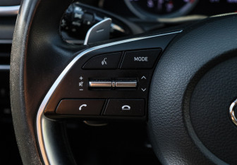 Подержанный автомобиль Hyundai Sonata 2019 года (27 фото)