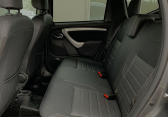 Подержанный автомобиль Nissan Terrano 2019 года (21 фото)