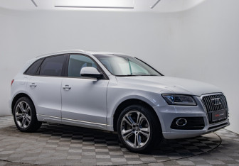 Подержанный автомобиль Audi Q5 2013 года (7 фото)