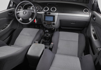 Подержанный автомобиль Chevrolet Lacetti Hatchback 2006 года (12 фото)