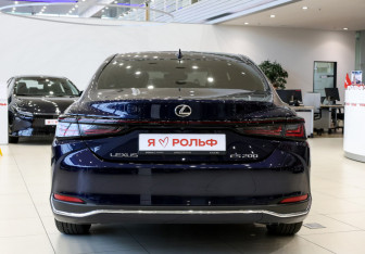 Новый Lexus ES 2025 (6 фото)