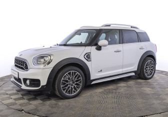 Подержанный автомобиль MINI Countryman 2018 года (1 фото)
