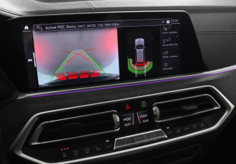 Подержанный автомобиль BMW X5 2019 года (18 фото)