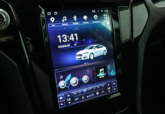 Подержанный автомобиль Ford Mondeo Sedan 2014 года (13 фото)