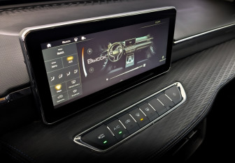 Подержанный автомобиль Haval Jolion 2023 года (25 фото)