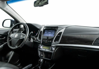 Подержанный автомобиль SsangYong Actyon 2014 года (5 фото)