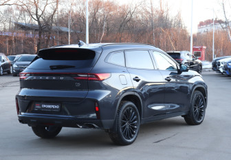 Подержанный автомобиль Exeed TXL 2022 года (5 фото)