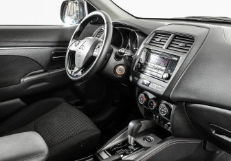 Подержанный автомобиль Mitsubishi ASX 2018 года (6 фото)