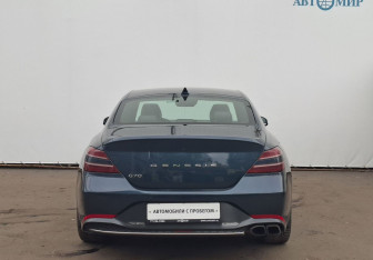 Подержанный автомобиль Genesis G70 2021 года (6 фото)