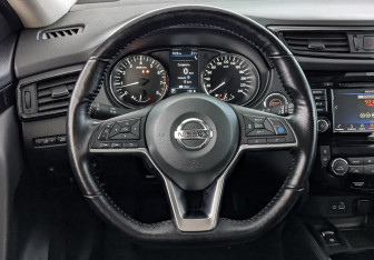 Подержанный автомобиль Nissan X-Trail 2021 года (22 фото)