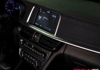 Подержанный автомобиль Kia Optima Sedan 2018 года (5 фото)