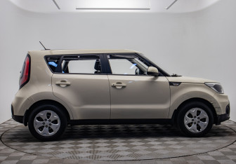Подержанный автомобиль Kia Soul 2017 года (4 фото)