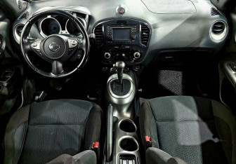 Подержанный автомобиль Nissan Juke 2012 года (9 фото)