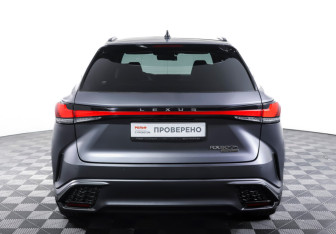 Подержанный автомобиль Lexus RX 2023 года (6 фото)