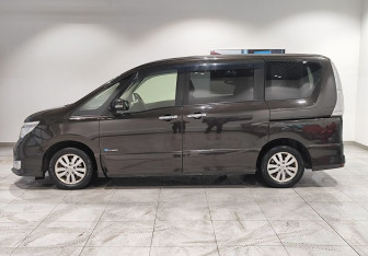 Подержанный автомобиль Nissan Serena Minivan 2014 года (8 фото)