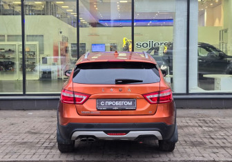 Подержанный автомобиль LADA (ВАЗ) Vesta Wagon 2018 года (7 фото)