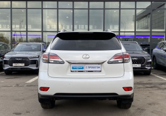 Подержанный автомобиль Lexus RX 2012 года (7 фото)