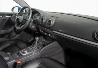 Подержанный автомобиль Audi A3 Sedan 2019 года (9 фото)