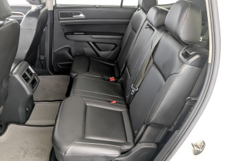 Подержанный автомобиль Volkswagen Teramont 2019 года (12 фото)