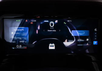 Подержанный автомобиль Geely Monjaro 2023 года (16 фото)