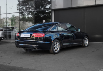 Подержанный автомобиль Audi A6 Sedan 2009 года (4 фото)