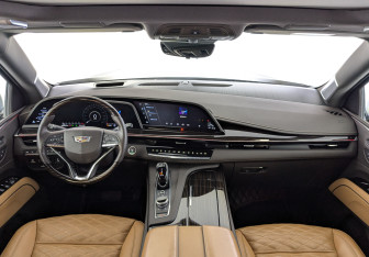 Подержанный автомобиль Cadillac Escalade Suv 2022 года (14 фото)