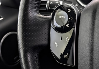 Подержанный автомобиль Land Rover Range Rover Sport 2020 года (28 фото)