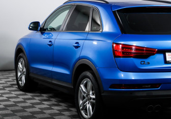 Подержанный автомобиль Audi Q3 2016 года (18 фото)