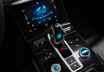 Подержанный автомобиль Chery Tiggo 8 Pro Max 2022 года (18 фото)
