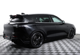 Подержанный автомобиль Voyah Free 2023 года (5 фото)