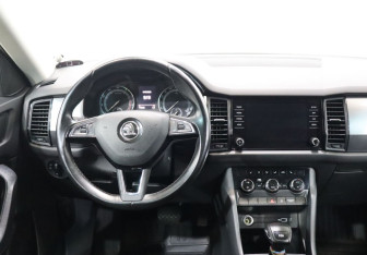 Подержанный автомобиль Skoda Kodiaq 2019 года (14 фото)
