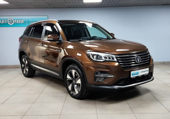 Подержанный автомобиль Changan CS75 2022 года (3 фото)