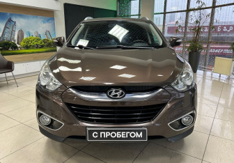 Подержанный автомобиль Hyundai ix35 2012 года (2 фото)