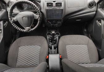 Подержанный автомобиль LADA (ВАЗ) Granta Hatchback 2018 года (10 фото)