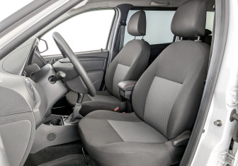 Подержанный автомобиль LADA (ВАЗ) Largus Wagon 2024 года (20 фото)