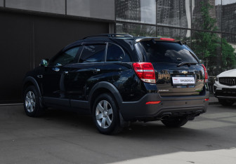 Подержанный автомобиль Chevrolet Captiva 2013 года (6 фото)