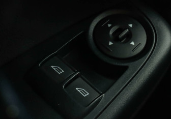 Подержанный автомобиль Ford Fiesta Sedan 2018 года (13 фото)