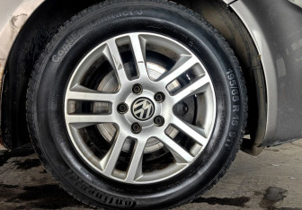 Подержанный автомобиль Volkswagen Golf Plus 2011 года (16 фото)