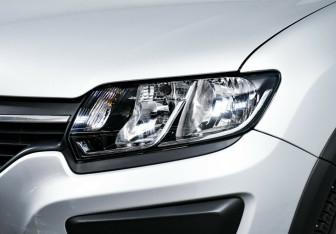 Подержанный автомобиль Renault Sandero 2016 года (7 фото)